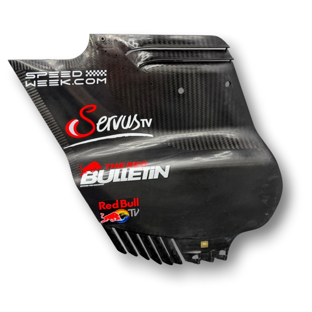 Max Verstappen Race-Used Red Bull Racing Rearwing Endplate 2017 - Image 2
